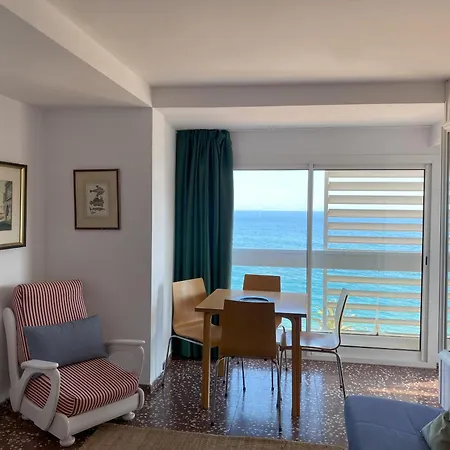 Daire Mediterranean In Next To The Sea Lloret de Mar