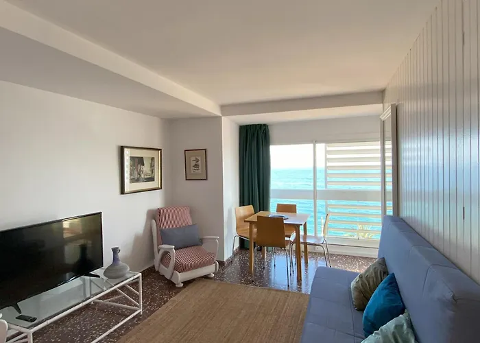 Mediterranean In Next To The Sea Апартаменты